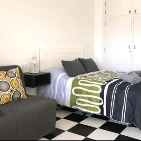 Suri Apartment
