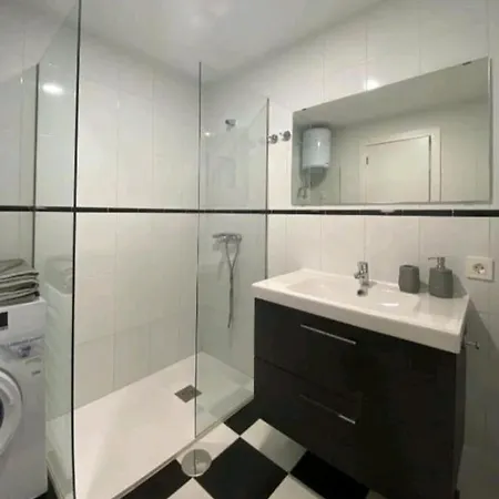 Apartment Suri *